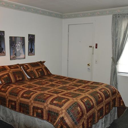 Royals Inn Motel Malta Zewnętrze zdjęcie