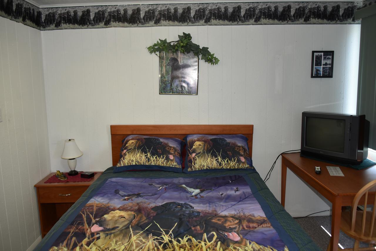Royals Inn Motel Malta Zewnętrze zdjęcie