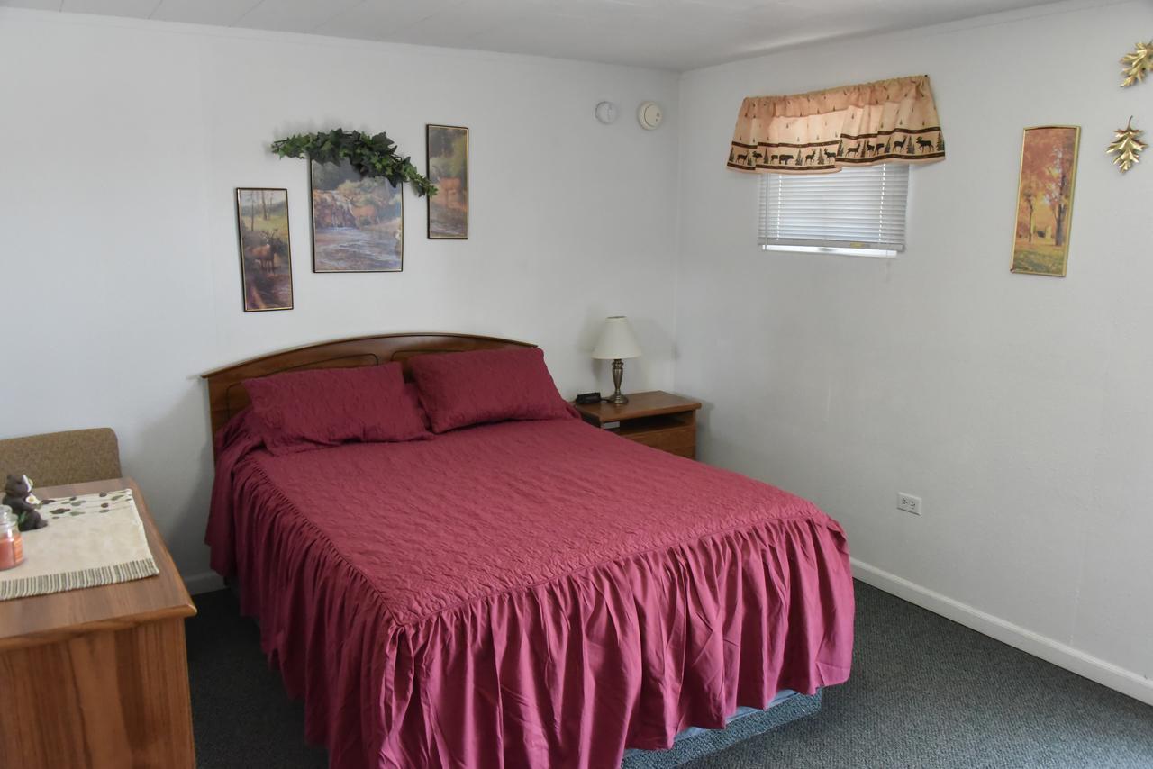Royals Inn Motel Malta Zewnętrze zdjęcie