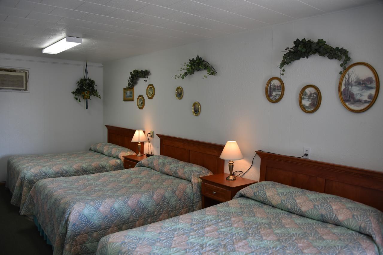 Royals Inn Motel Malta Zewnętrze zdjęcie